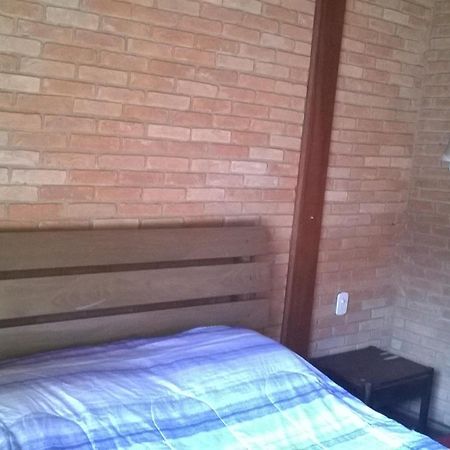 Villa Valentina Chales Com Lareira E Churrasqueira Campos do Jordão Room photo